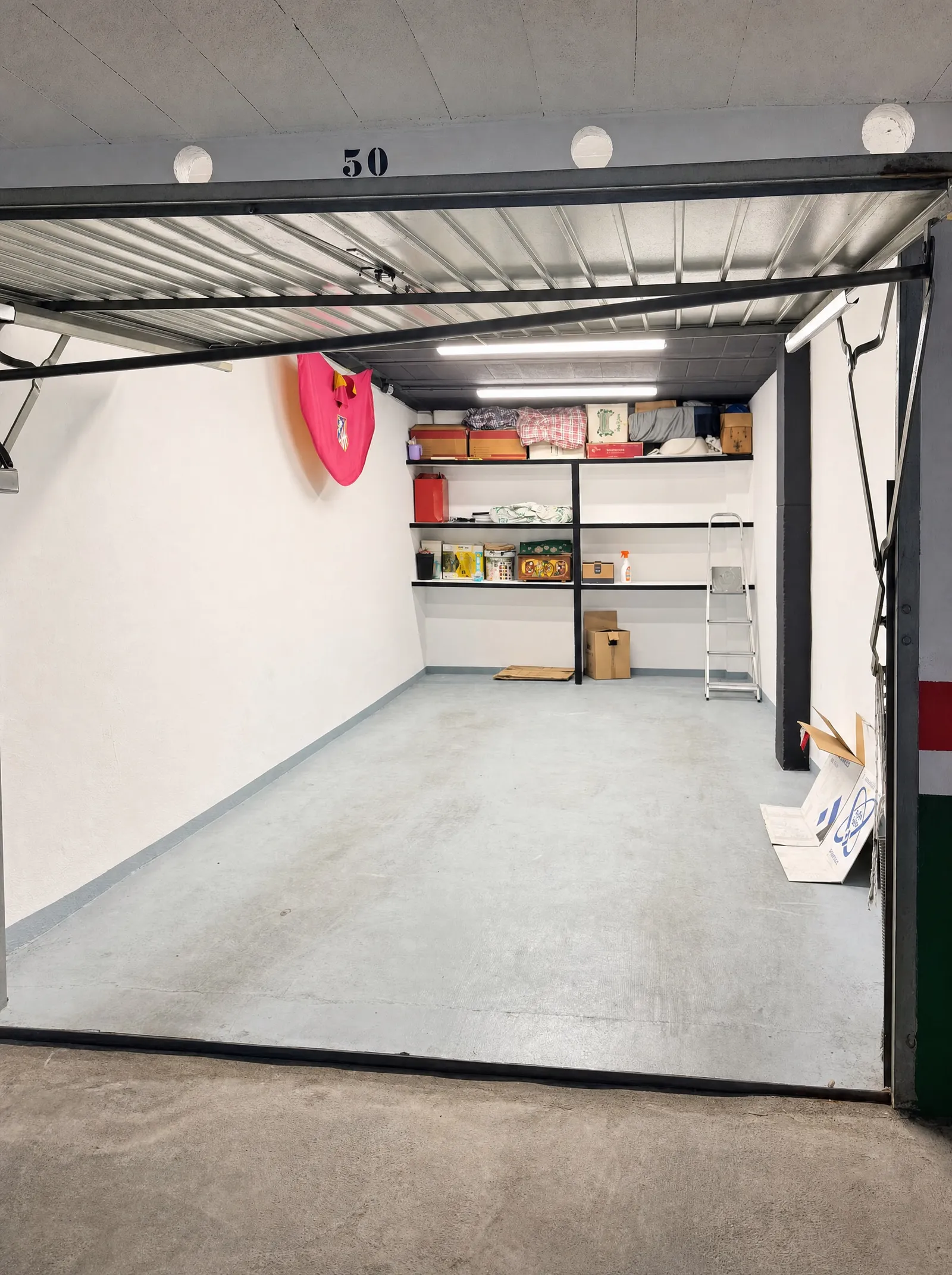 Trastero cerrado incluido con el piso en alquiler en Coblanca 28, Benidorm