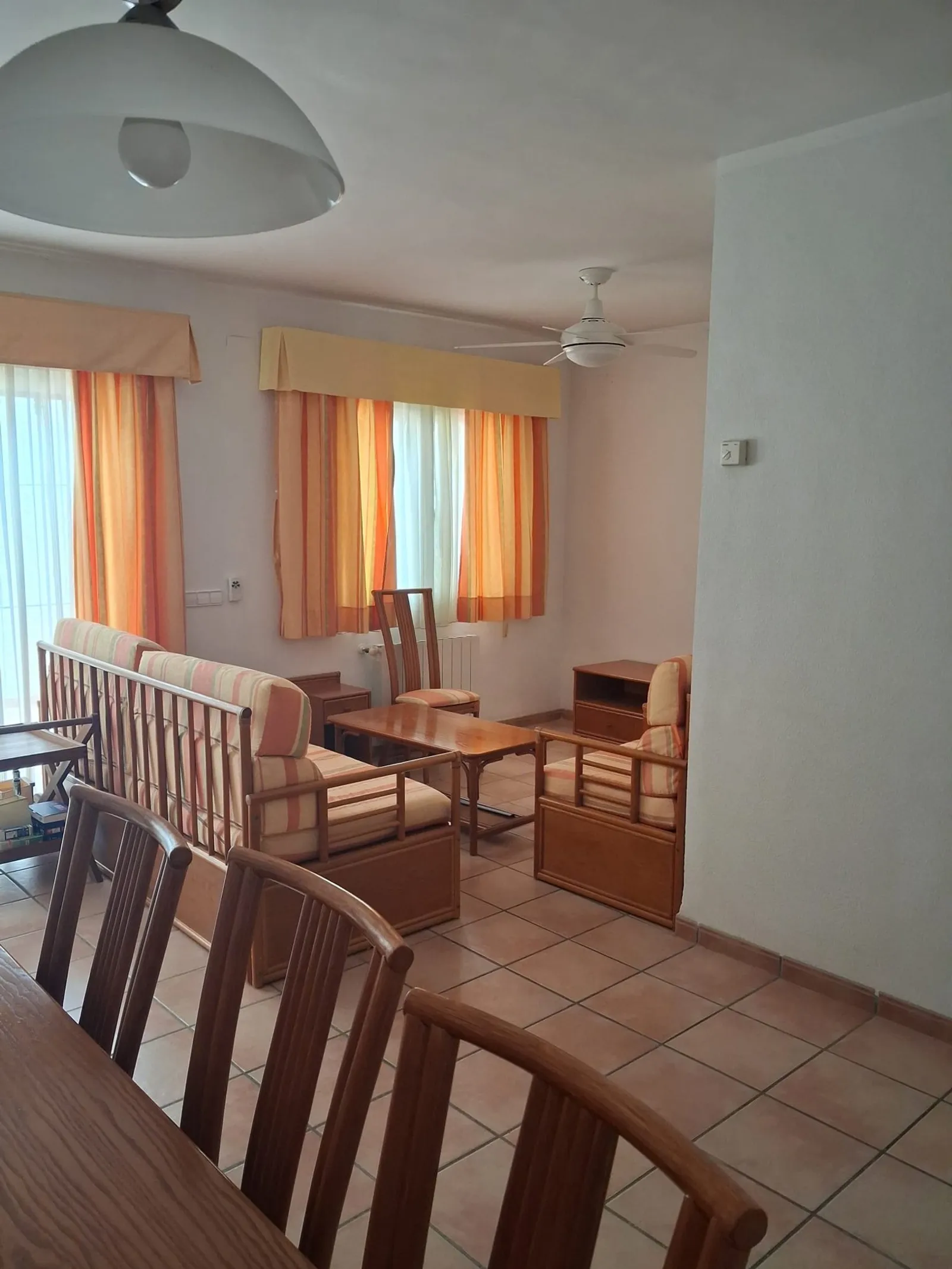 Townhouse with private garden and communal pool