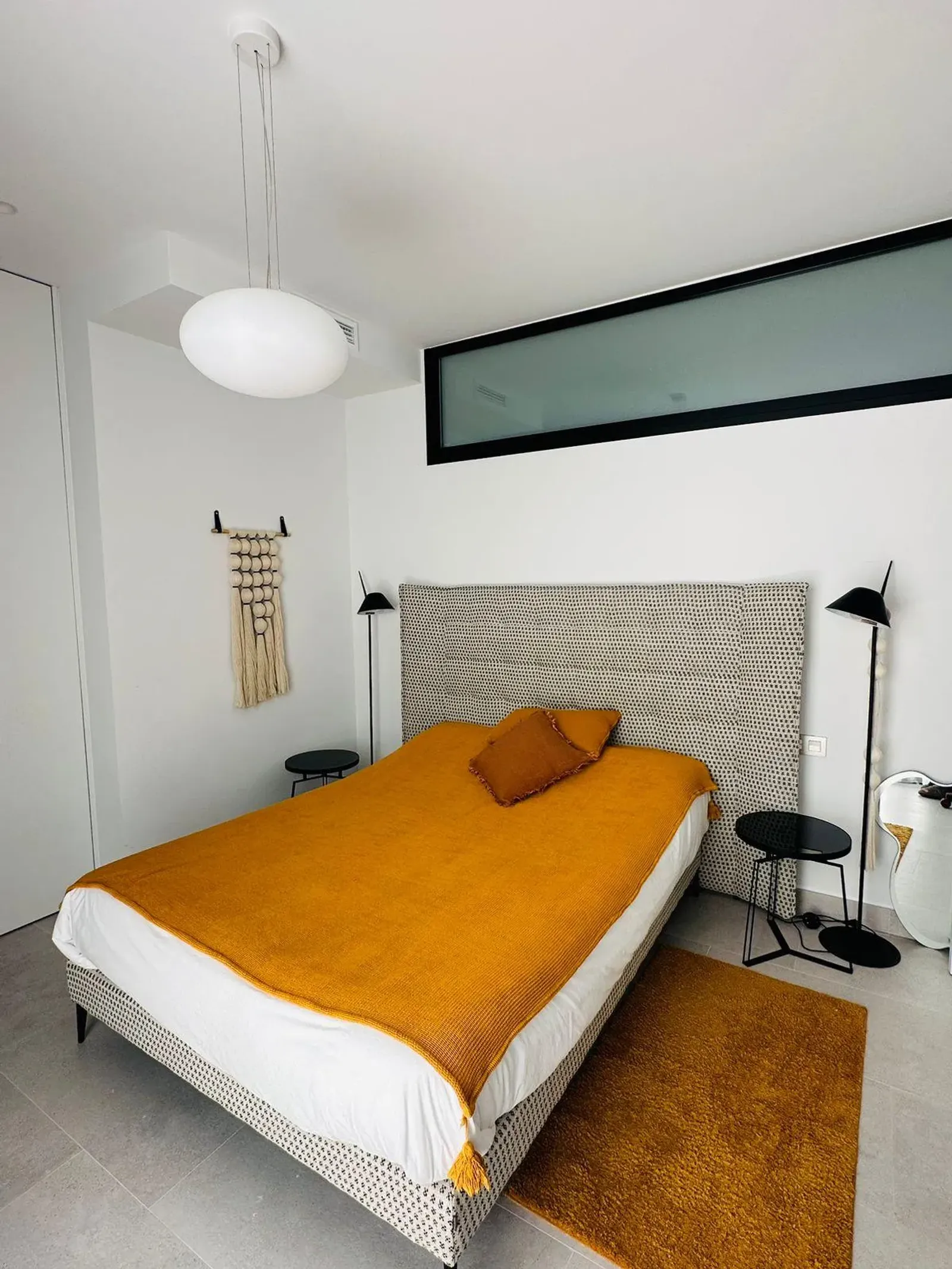Chalet independiente de 5 dormitorios con piscina en Finestrat